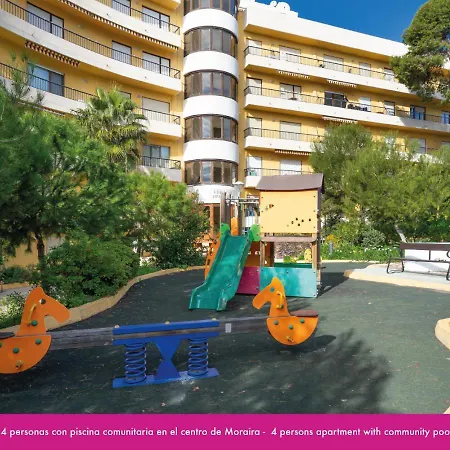 2 Bedrooms In Center With Community Pool Apartment